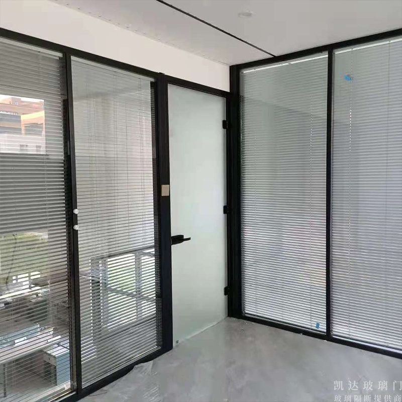 將玻璃隔斷用于衛(wèi)生間合適嗎？